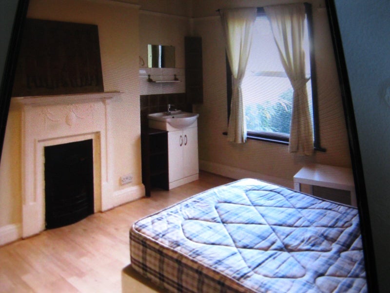 Flat Wavendon Avenue in Greater London