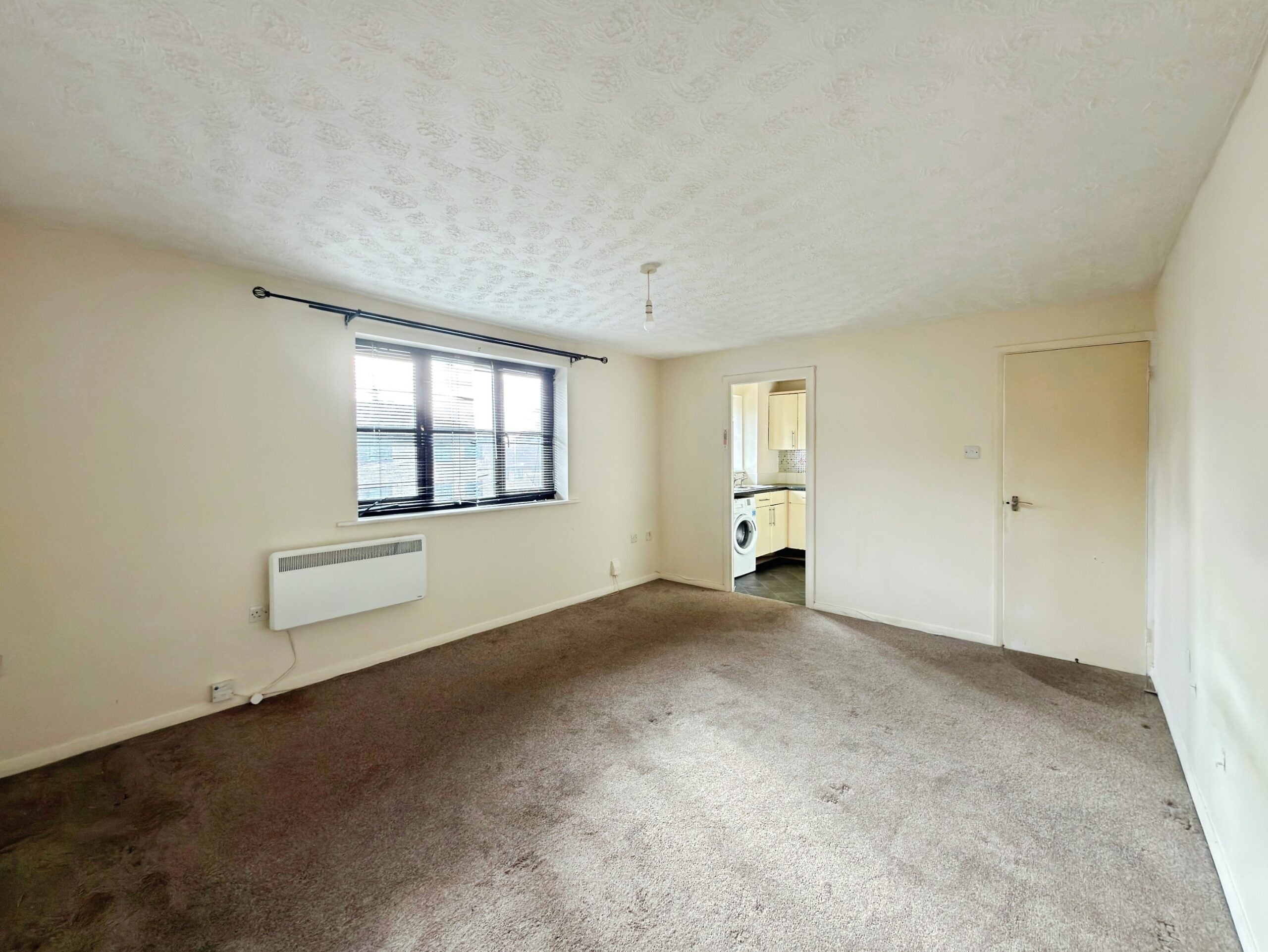 Flat Conway Gardens in Grays