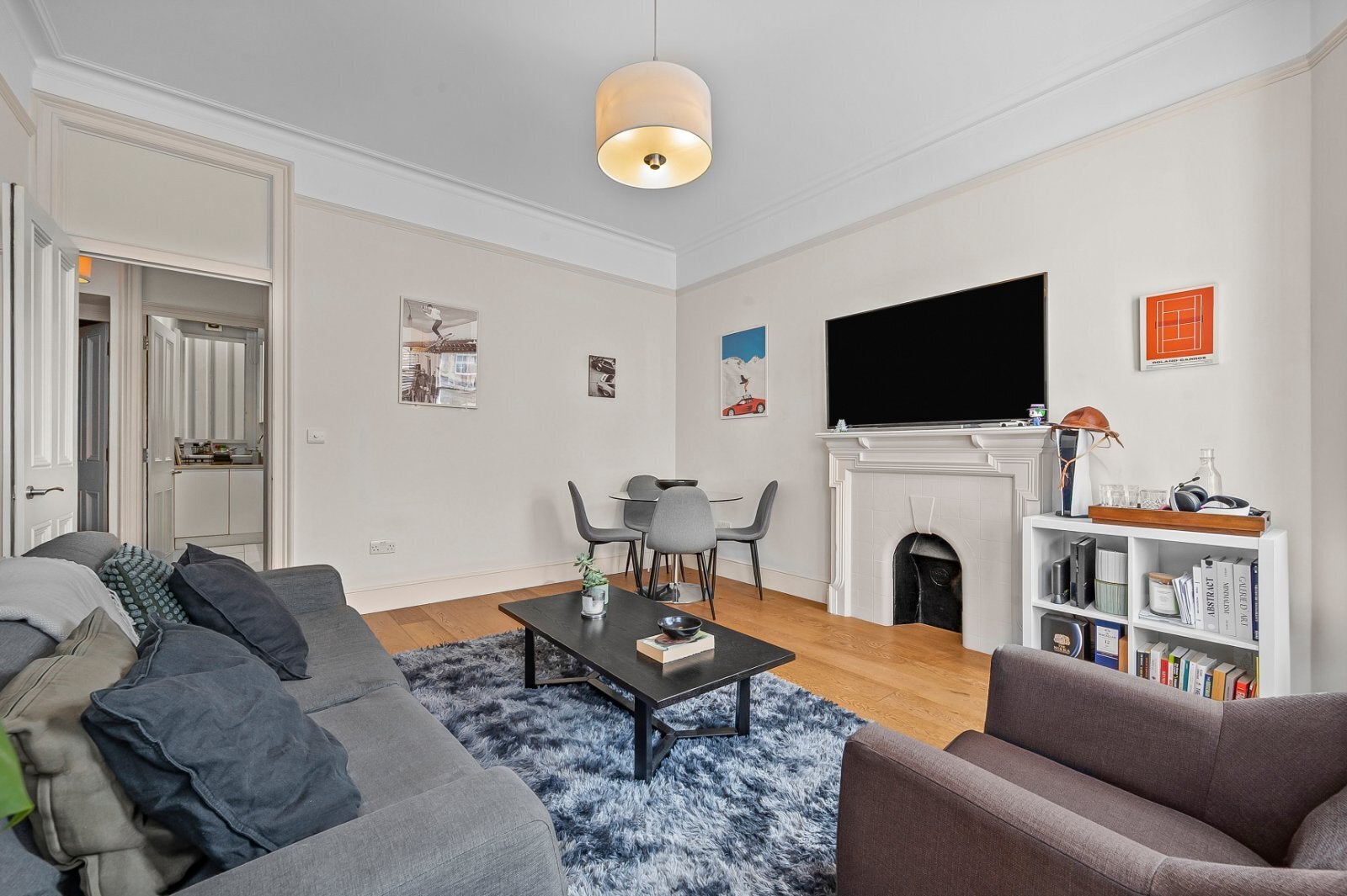 Flat Ridgmount Gardens in Greater London