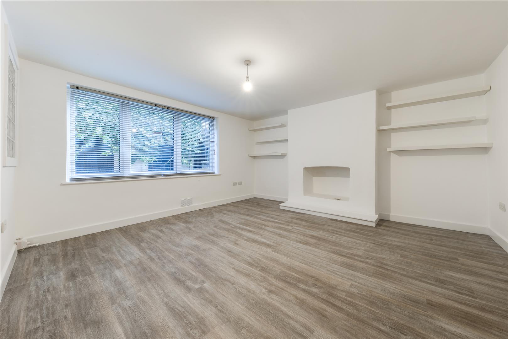 Flat Shirland Road in City of Westminster
