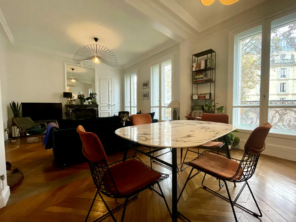 Flat Boulevard Ornano in Paris