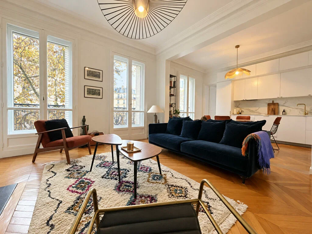 Flat Boulevard Ornano in Paris