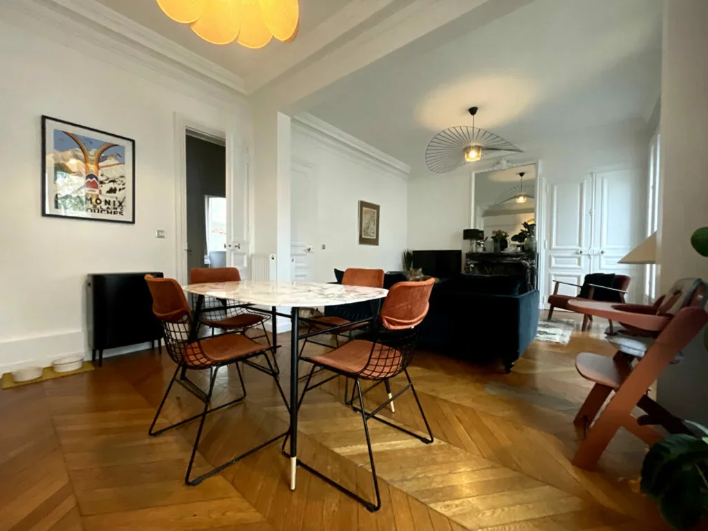 Flat Boulevard Ornano in Paris