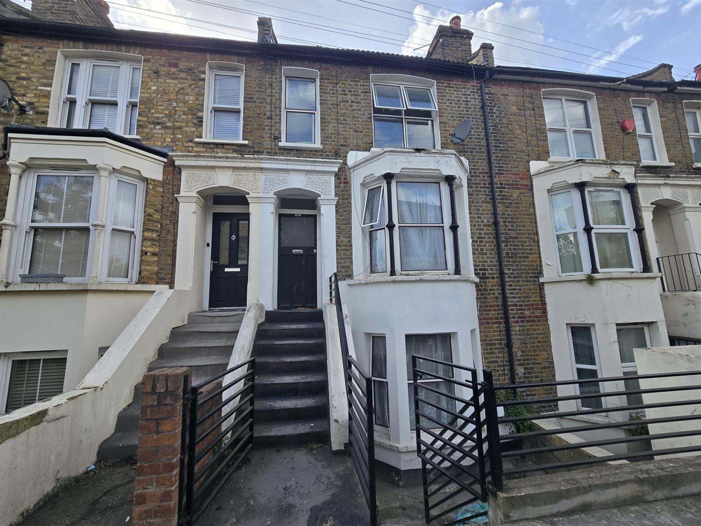 House Glyn Road in Greater London