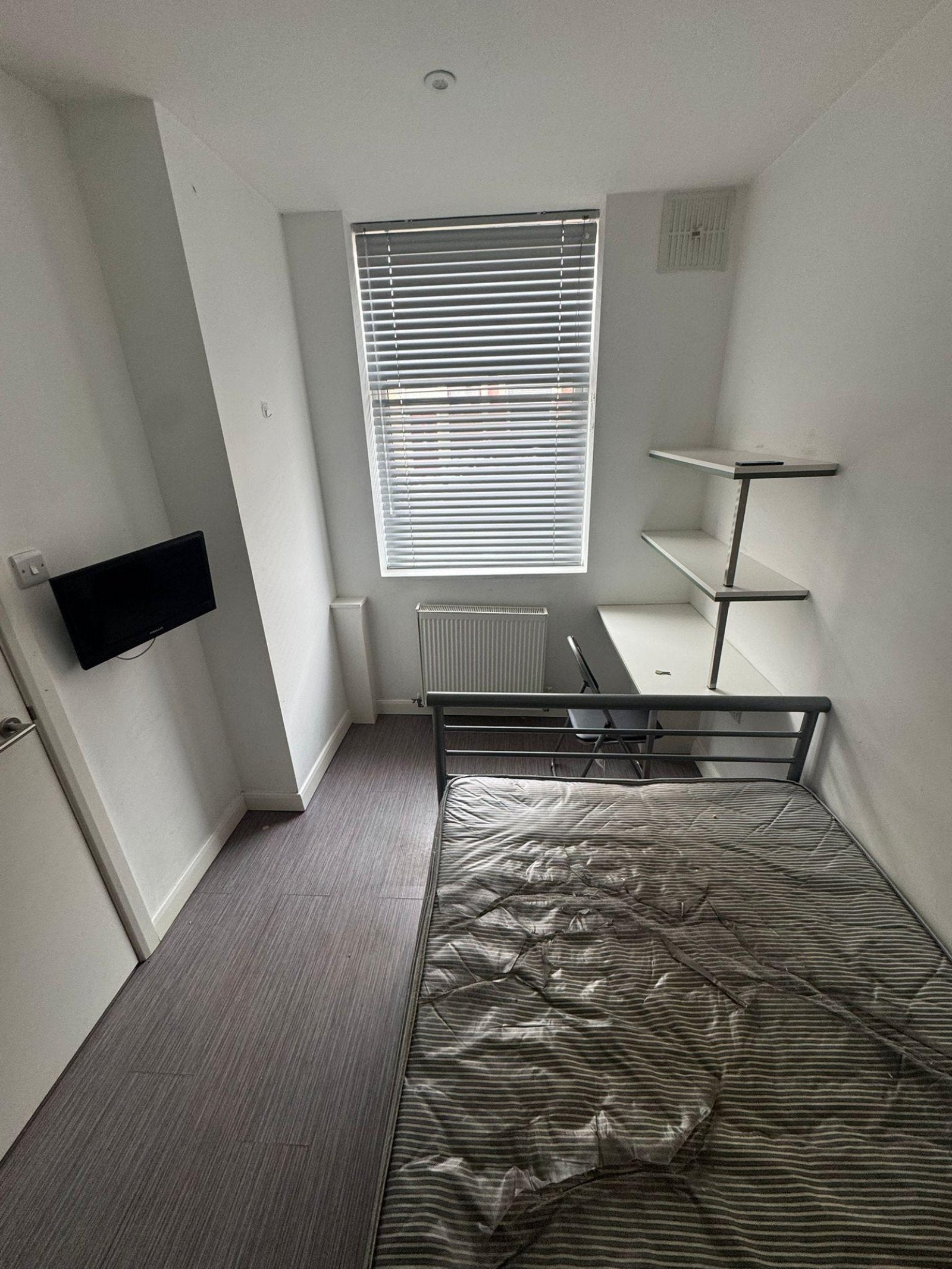 Room Watford Street in Stoke-on-Trent