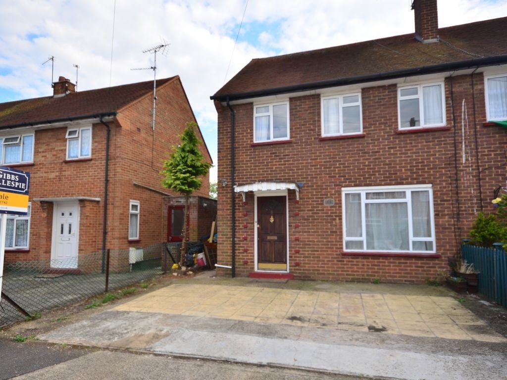 Flat St. David Close in Greater London