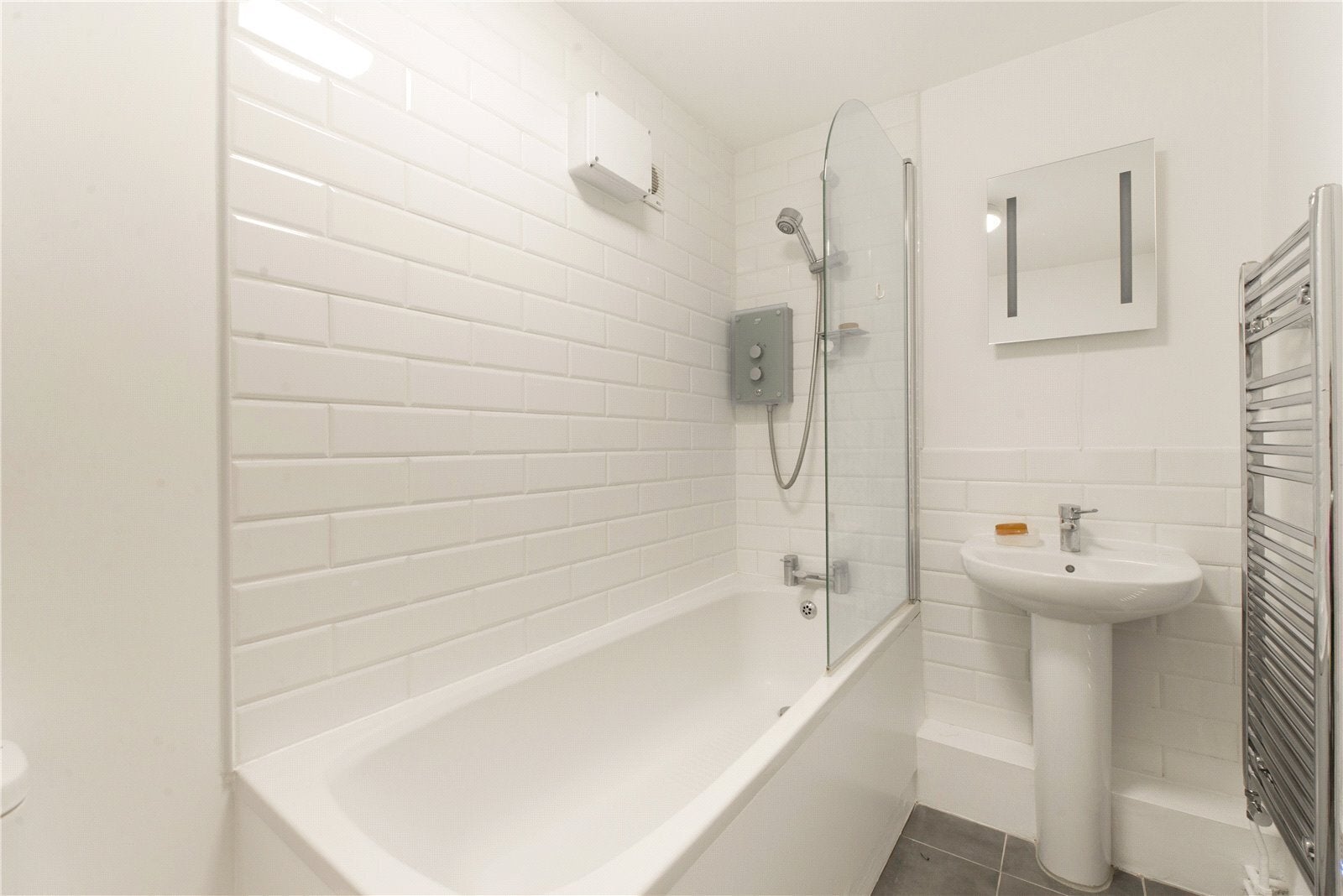 Flat Stukeley Street in Greater London
