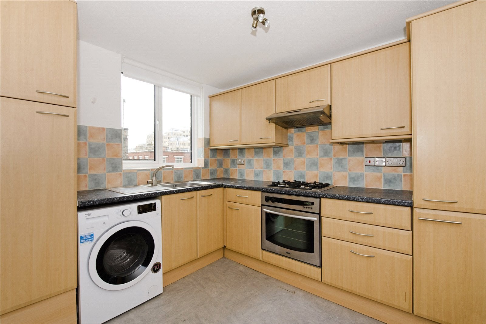 Flat Stukeley Street in Greater London