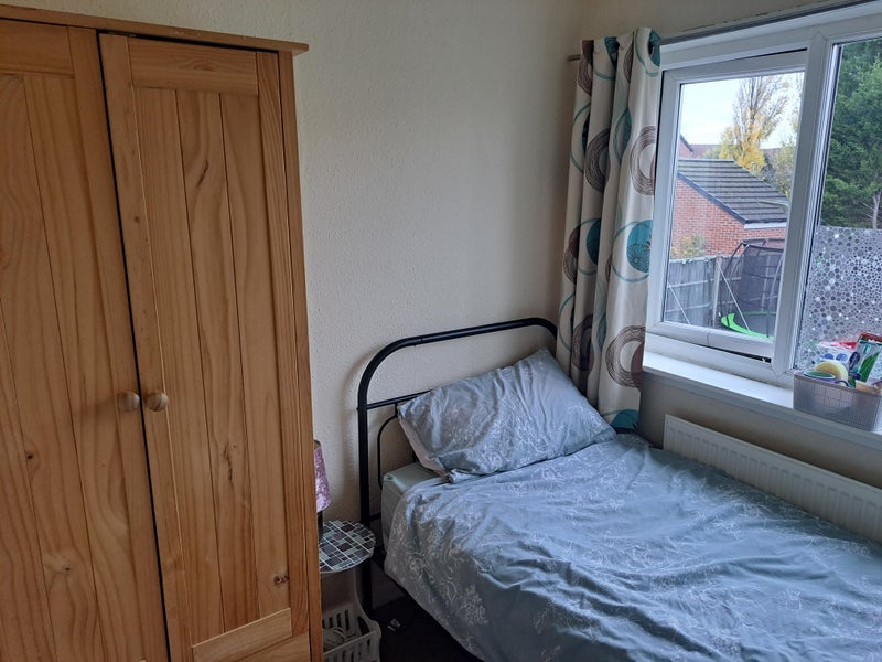 Room Lower Beeches Road in Birmingham