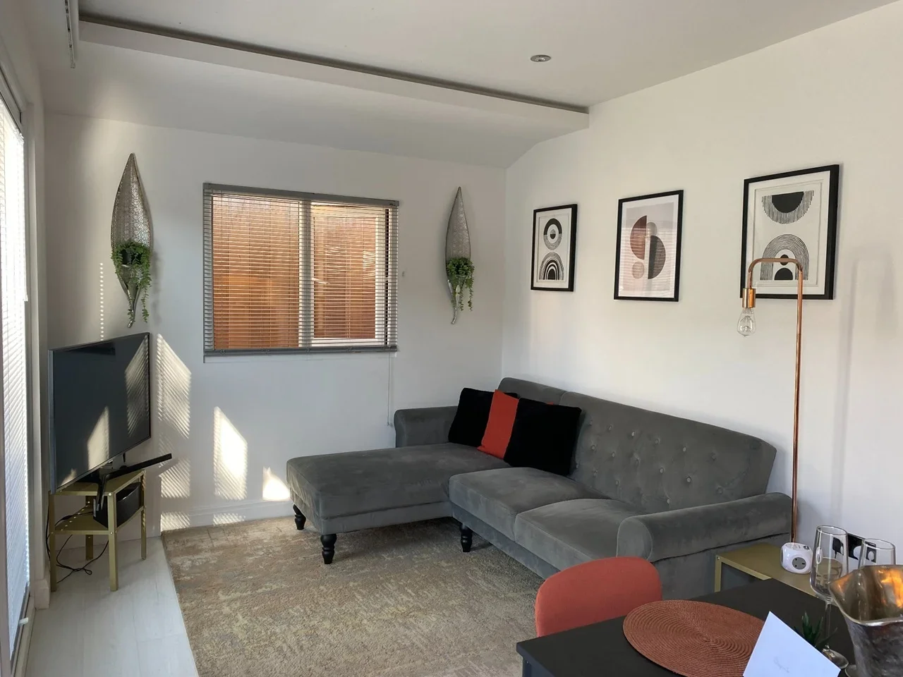 Flat Claudian Way in Chadwell St Mary