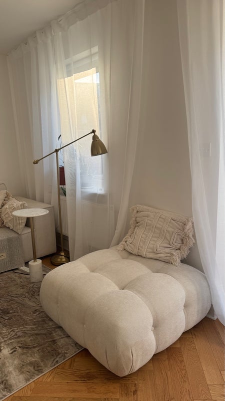 Room Woodward Street in Manchester