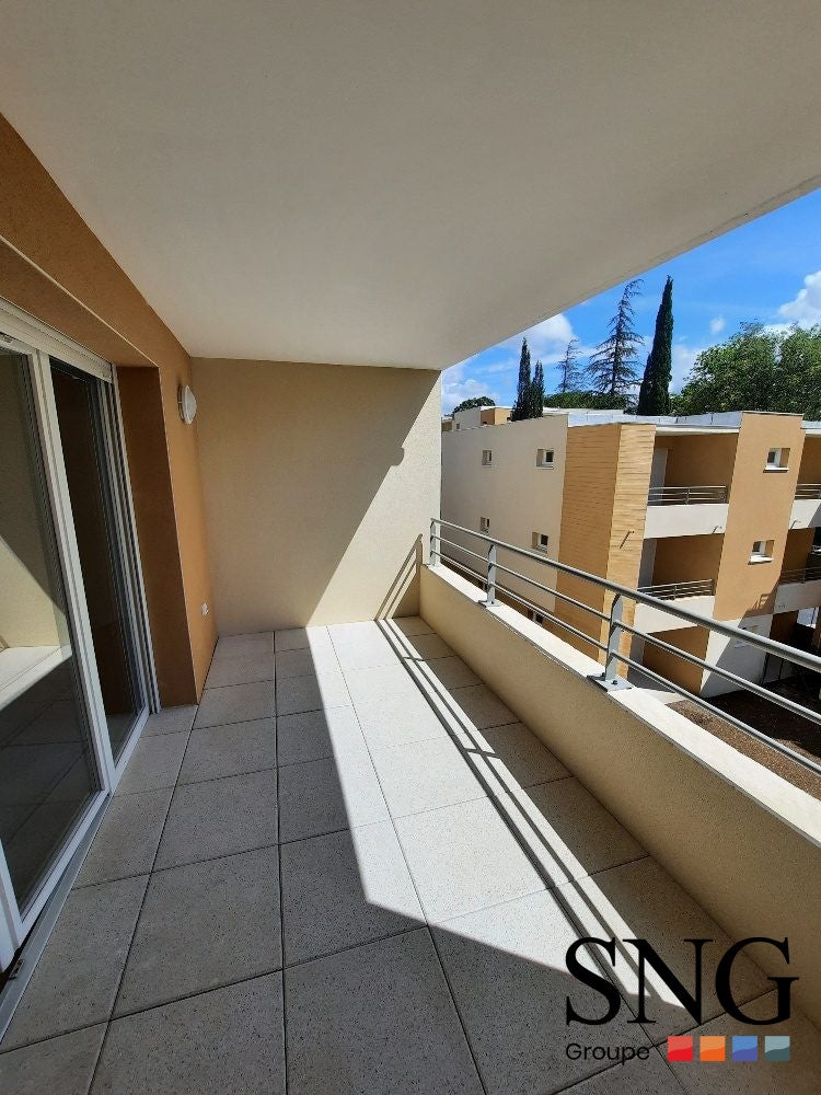 Appartement Avenue de la Pinède à Avignon
