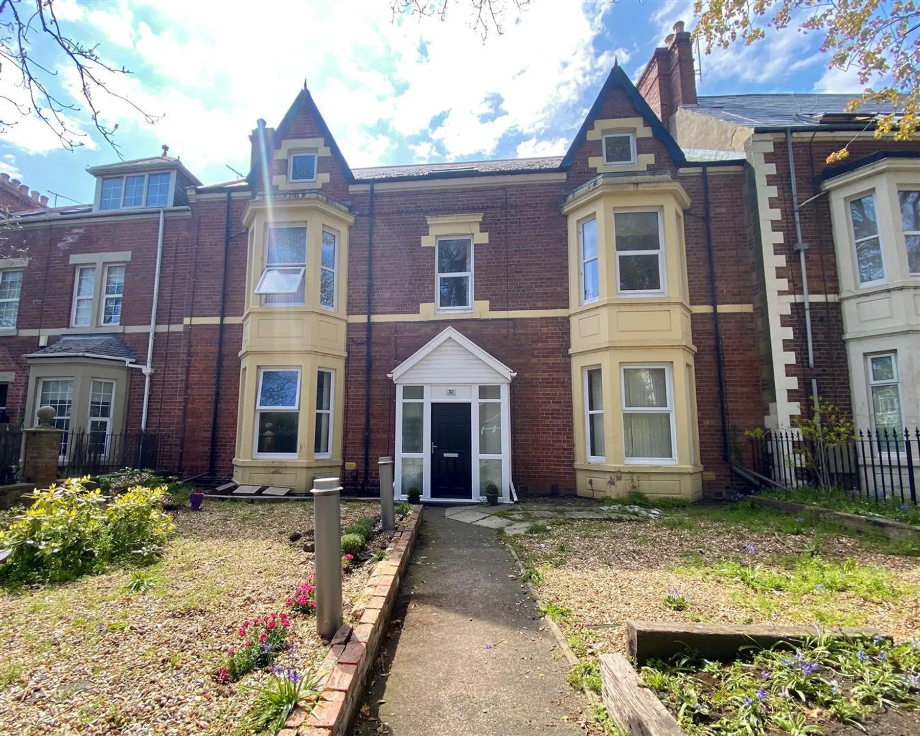 Flat Albany Gardens in North Tyneside