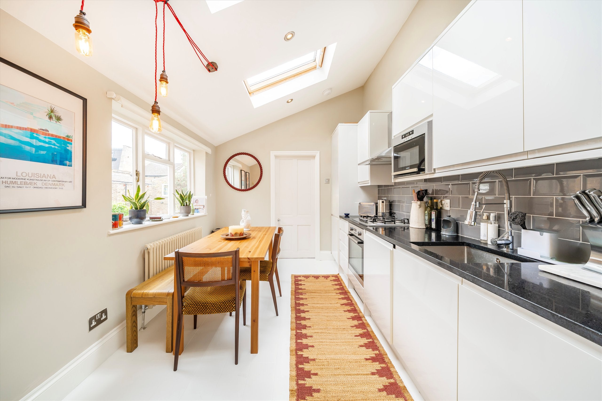 Flat Becklow Road in Greater London