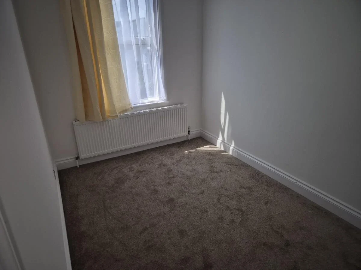 Flat Hertford Road in Greater London