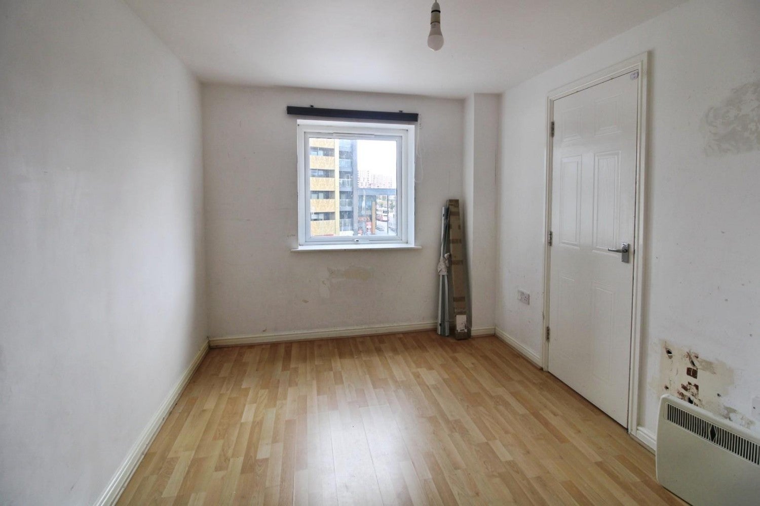 Flat Chantry Close in Greater London