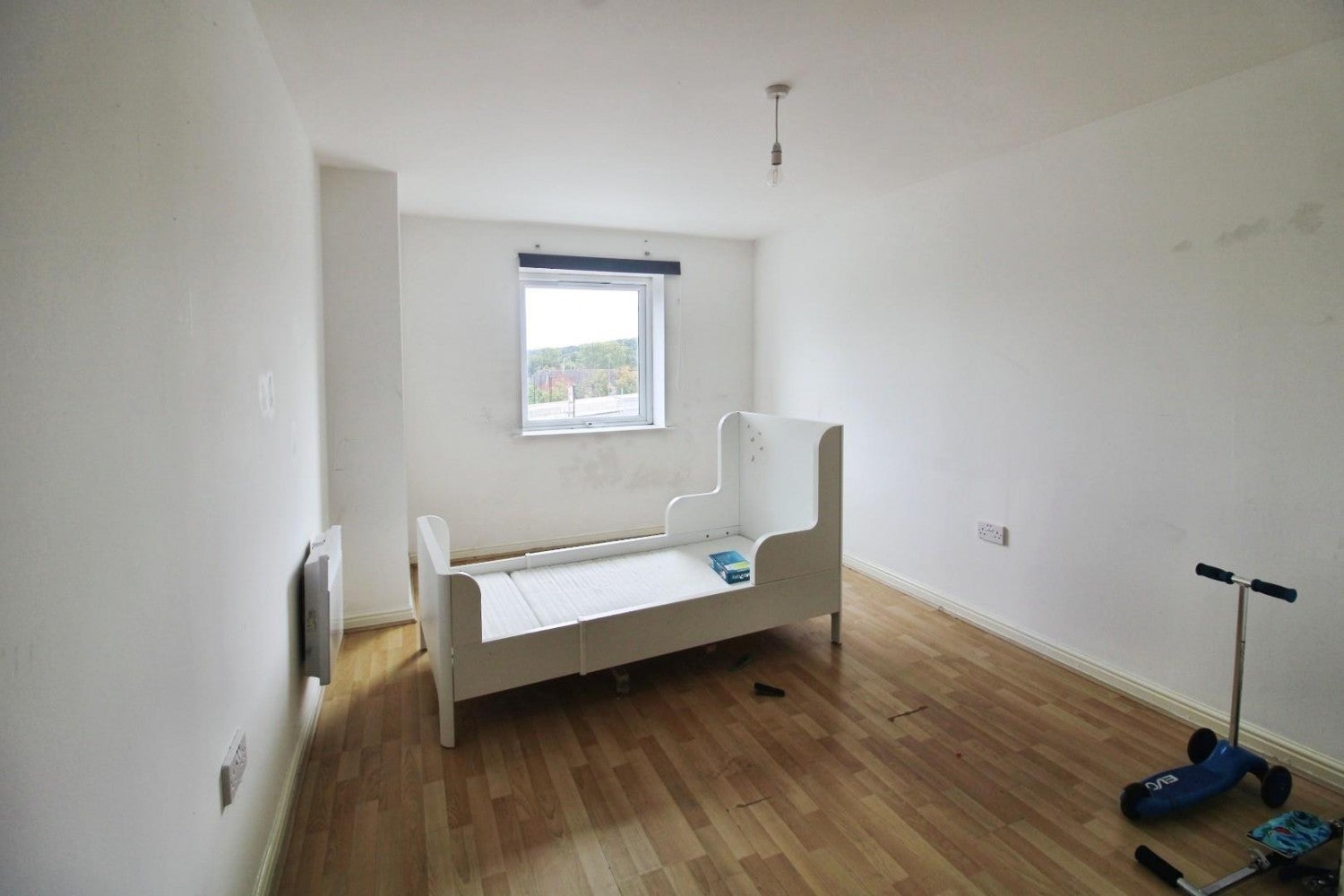 Flat Chantry Close in Greater London