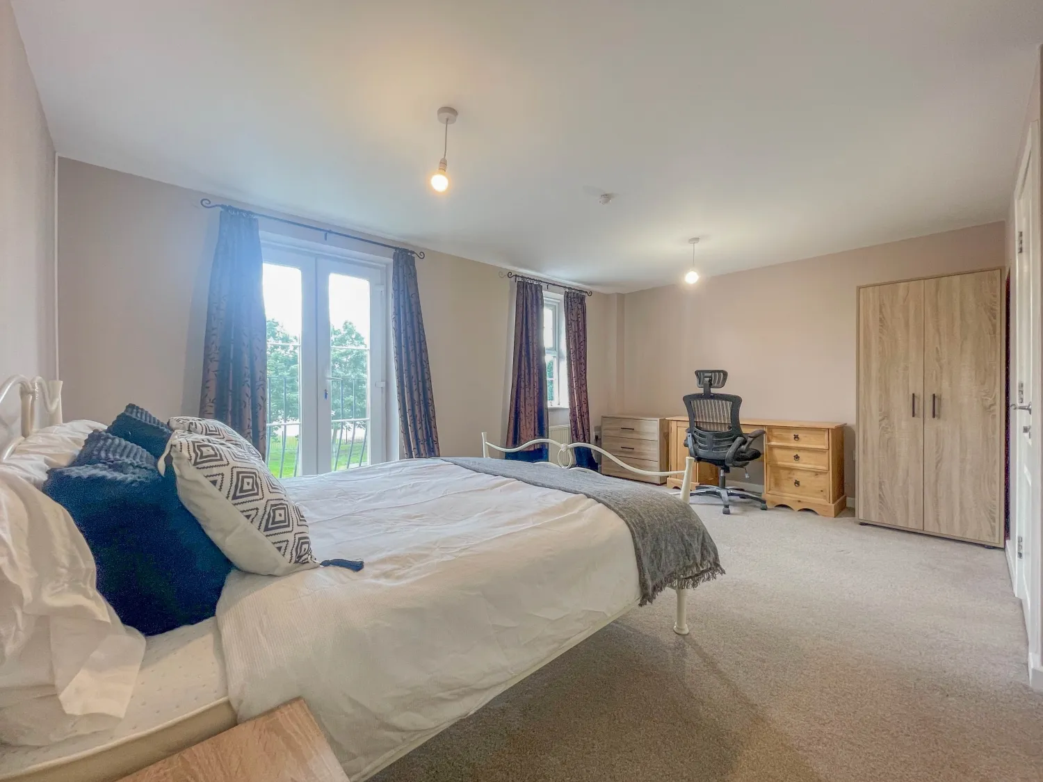 Room Cartwright Way in Nottingham