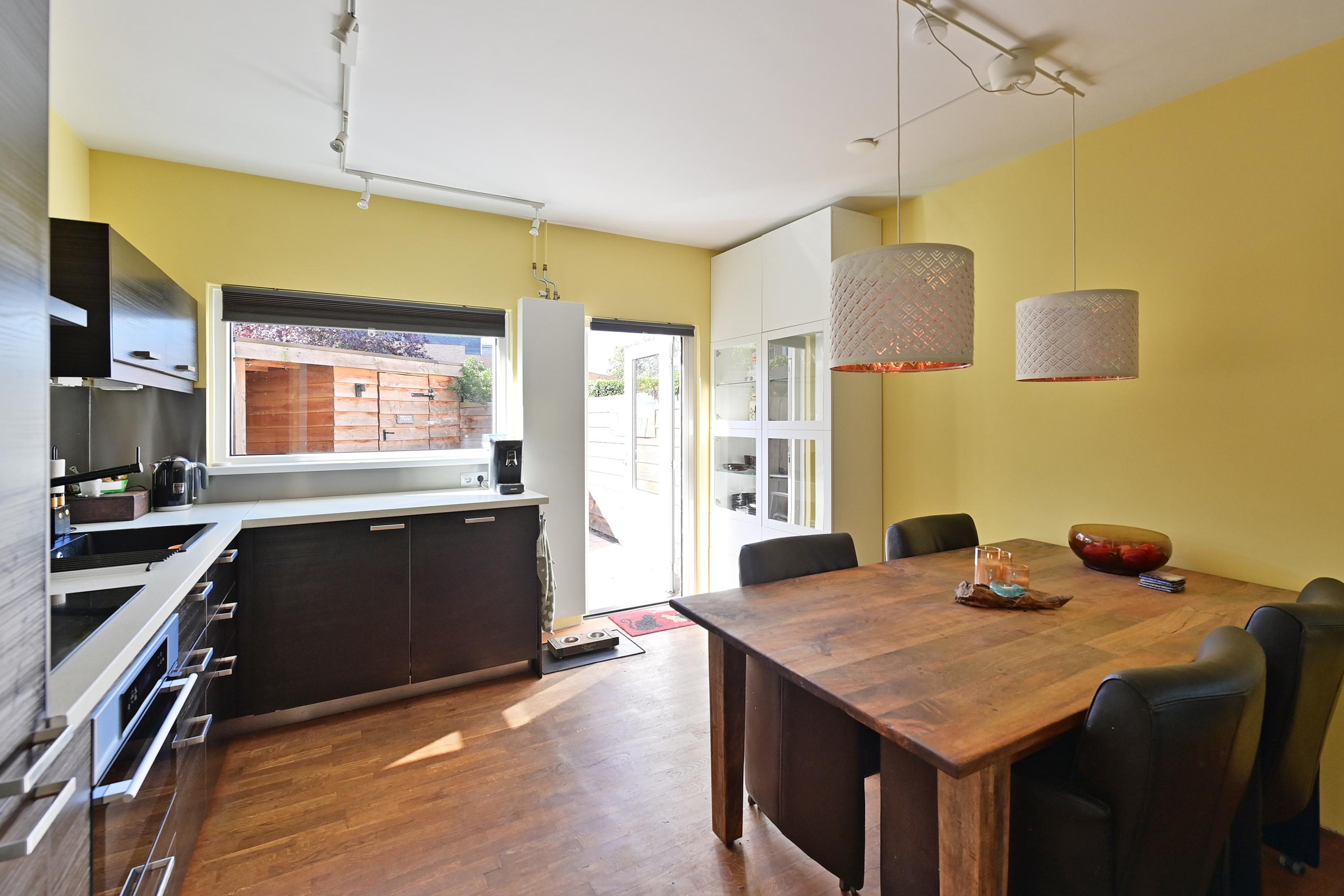 Tussenwoning te koop: Onderwei 18, Huizen