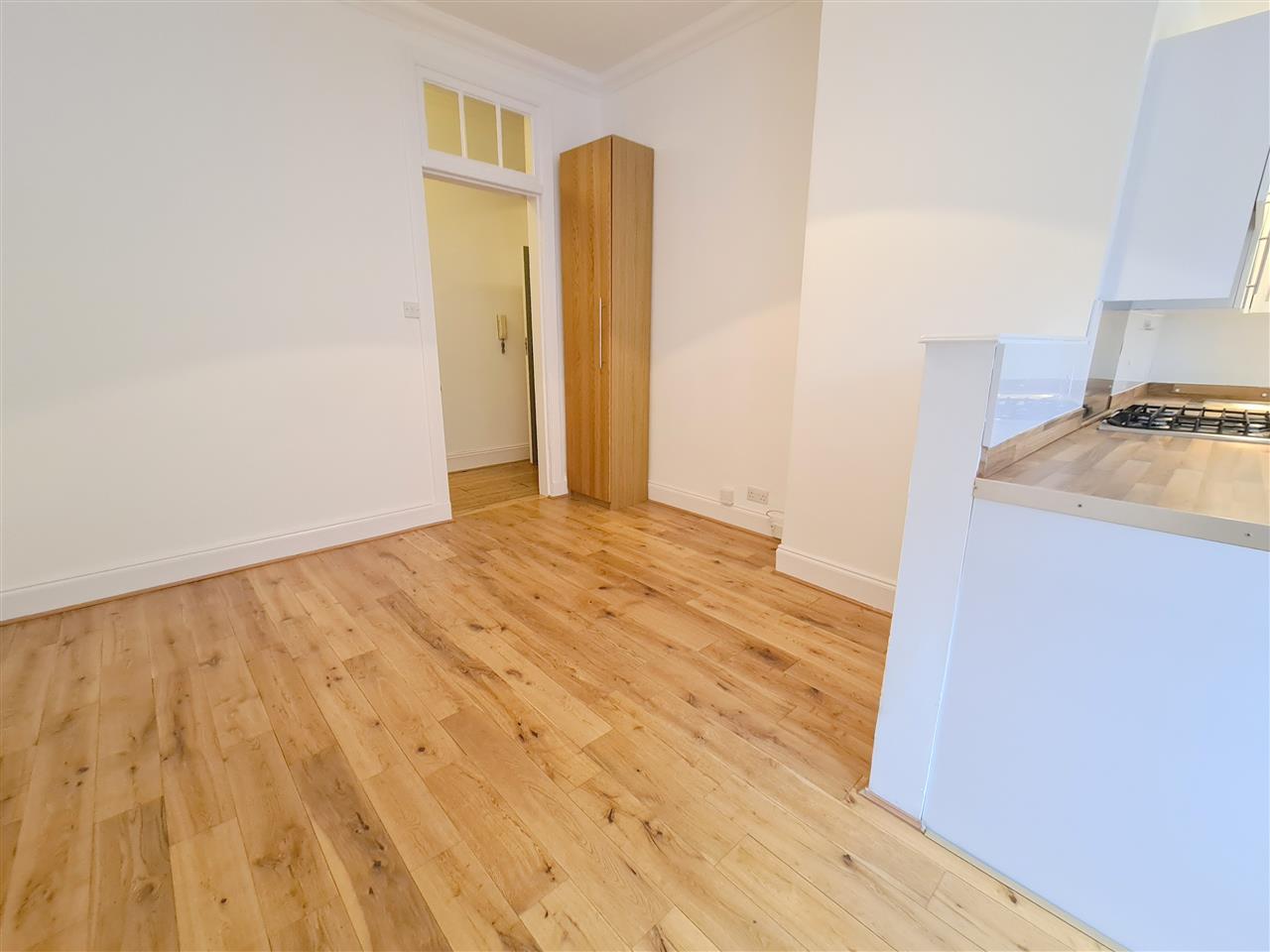 Flat Oran Street in Glasgow