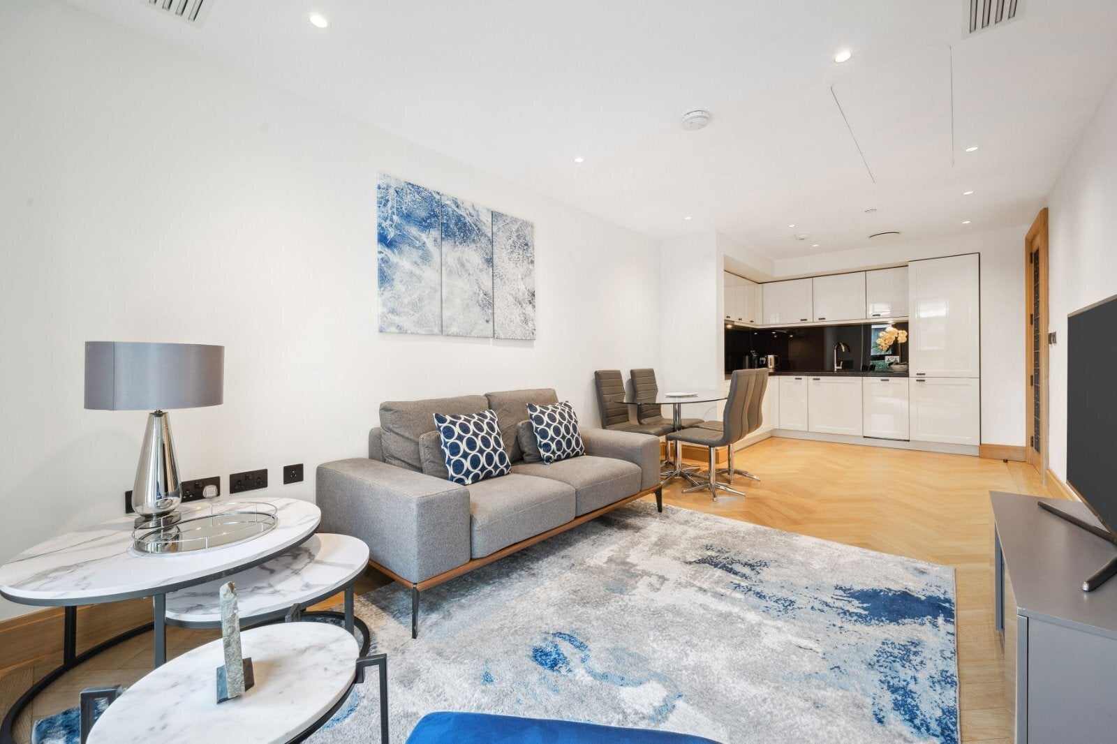 Flat John Islip Street in City of Westminster