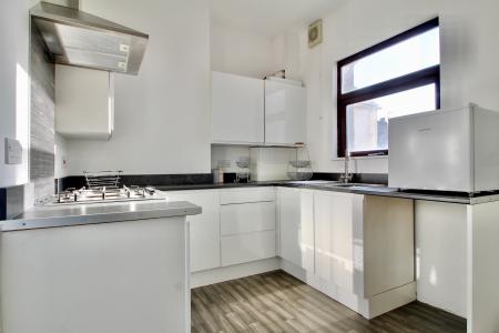 Flat Tomkinson Road in Nuneaton and Bedworth