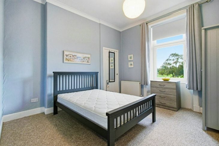 Flat Williamson Avenue in Dumbarton