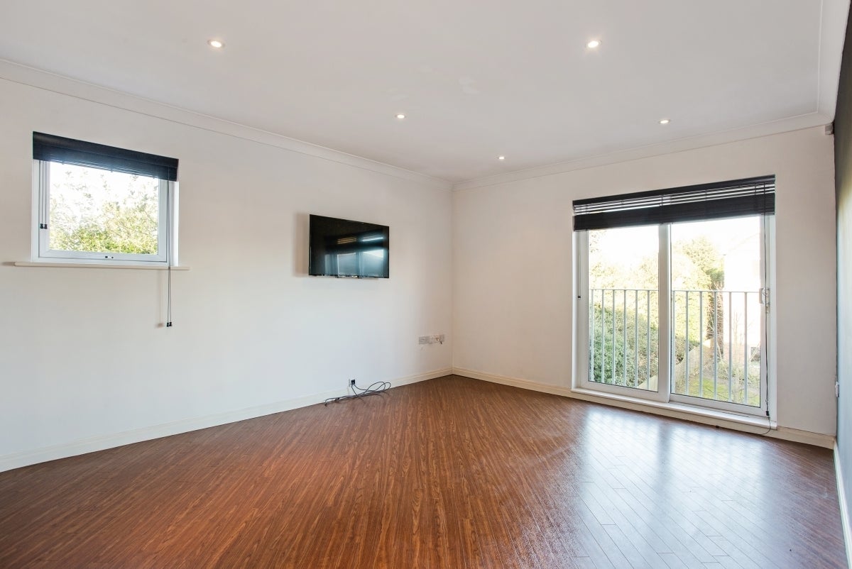 Flat Luna Place in St Albans