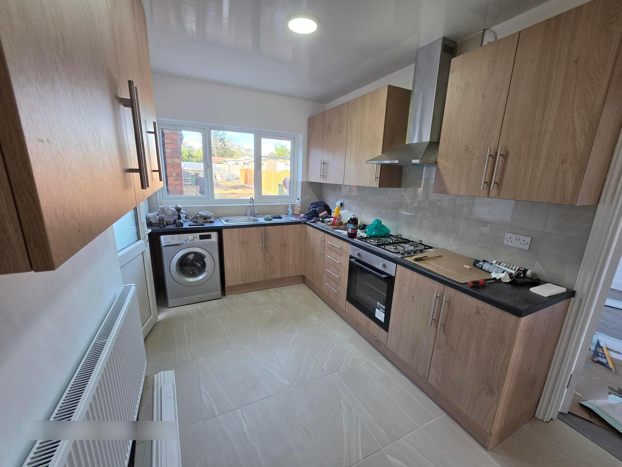 House Holmstall Avenue in Greater London
