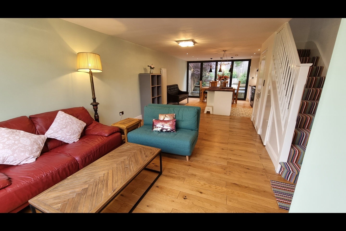 House Cranford Close in Greater London