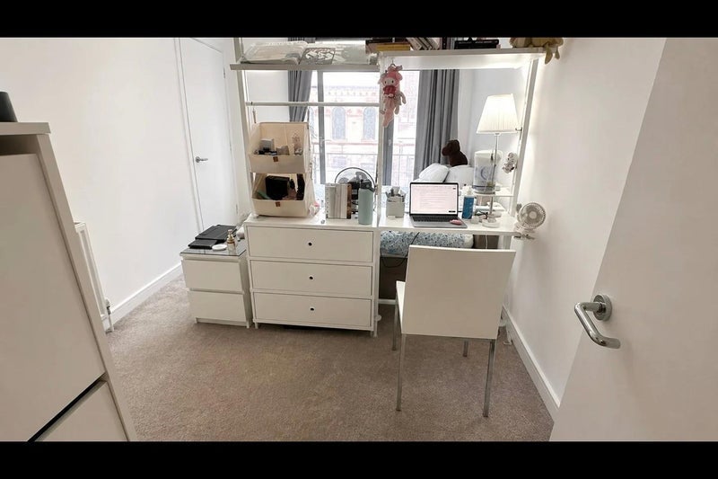 Room Caledonian Road in Greater London