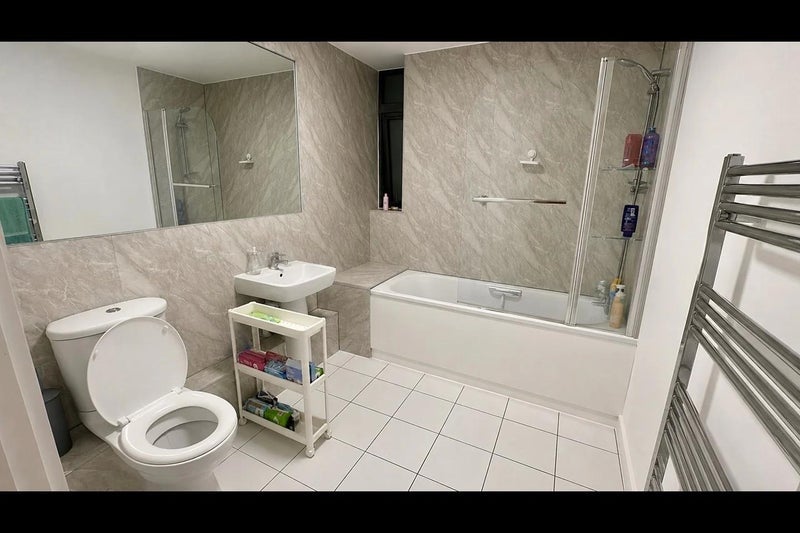 Room Caledonian Road in Greater London
