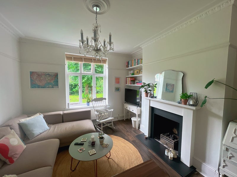 Room Arlington Road in Greater London