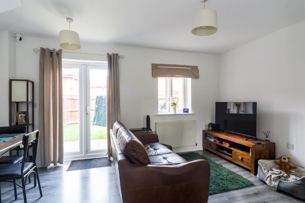 House Carnoustie Drive in Lincoln