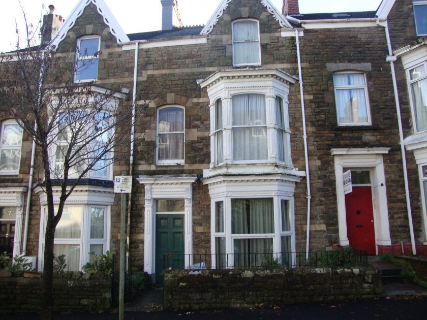 Flat St. Albans Road in Swansea