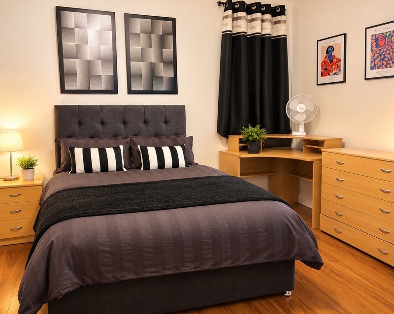 Room Belmont Street in Rotherham