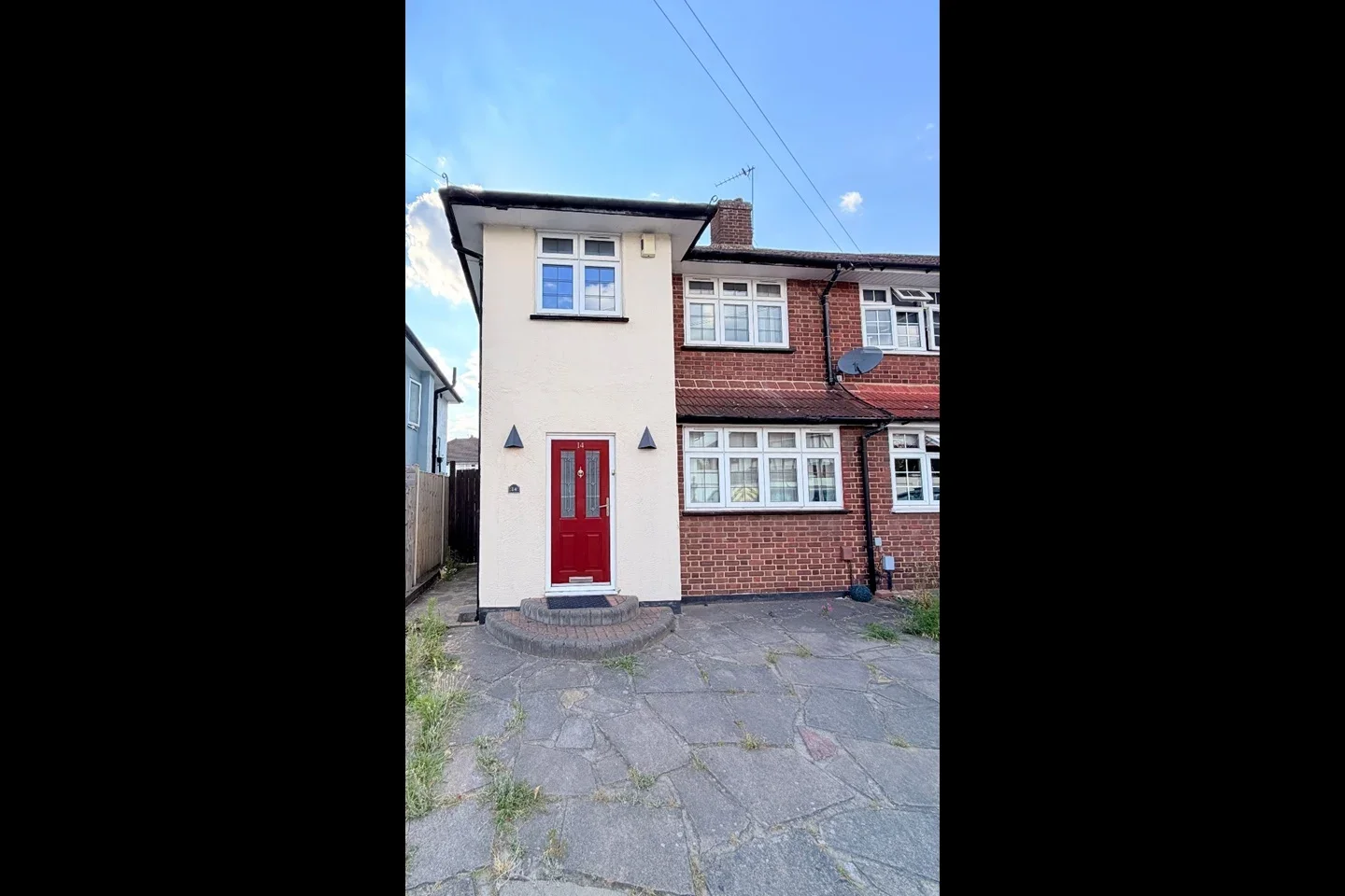 House Chaseside Close in Greater London