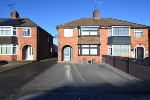 House Acacia Drive in Coseley
