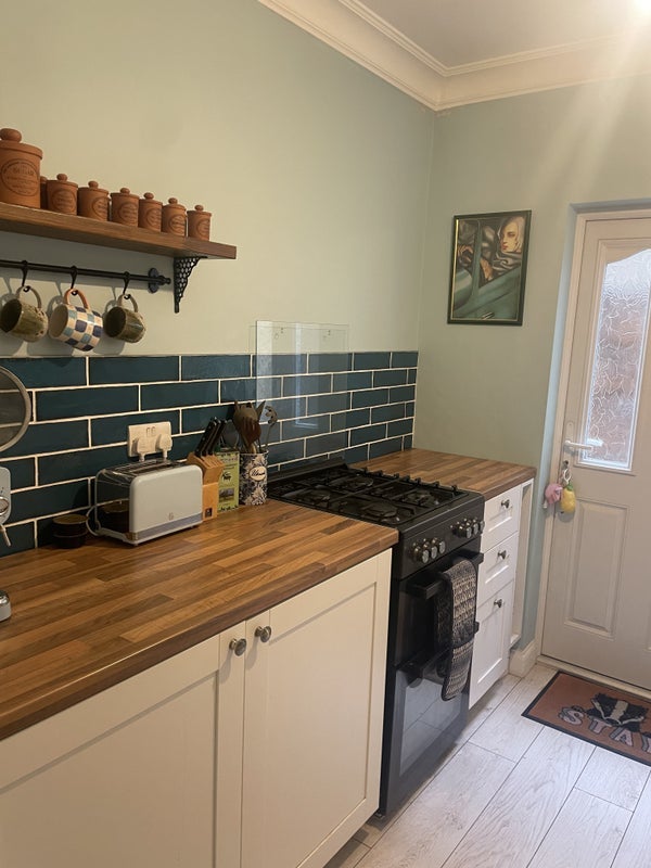 Room Lea Bridge Road in Greater London