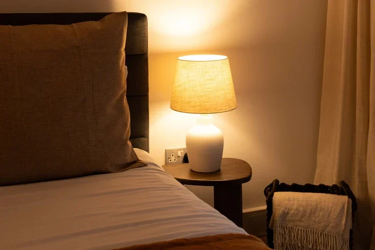 Flat Pepys Street in City of London