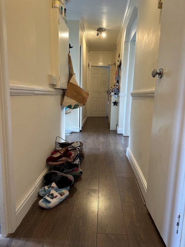 Room Queen Caroline Street in Greater London