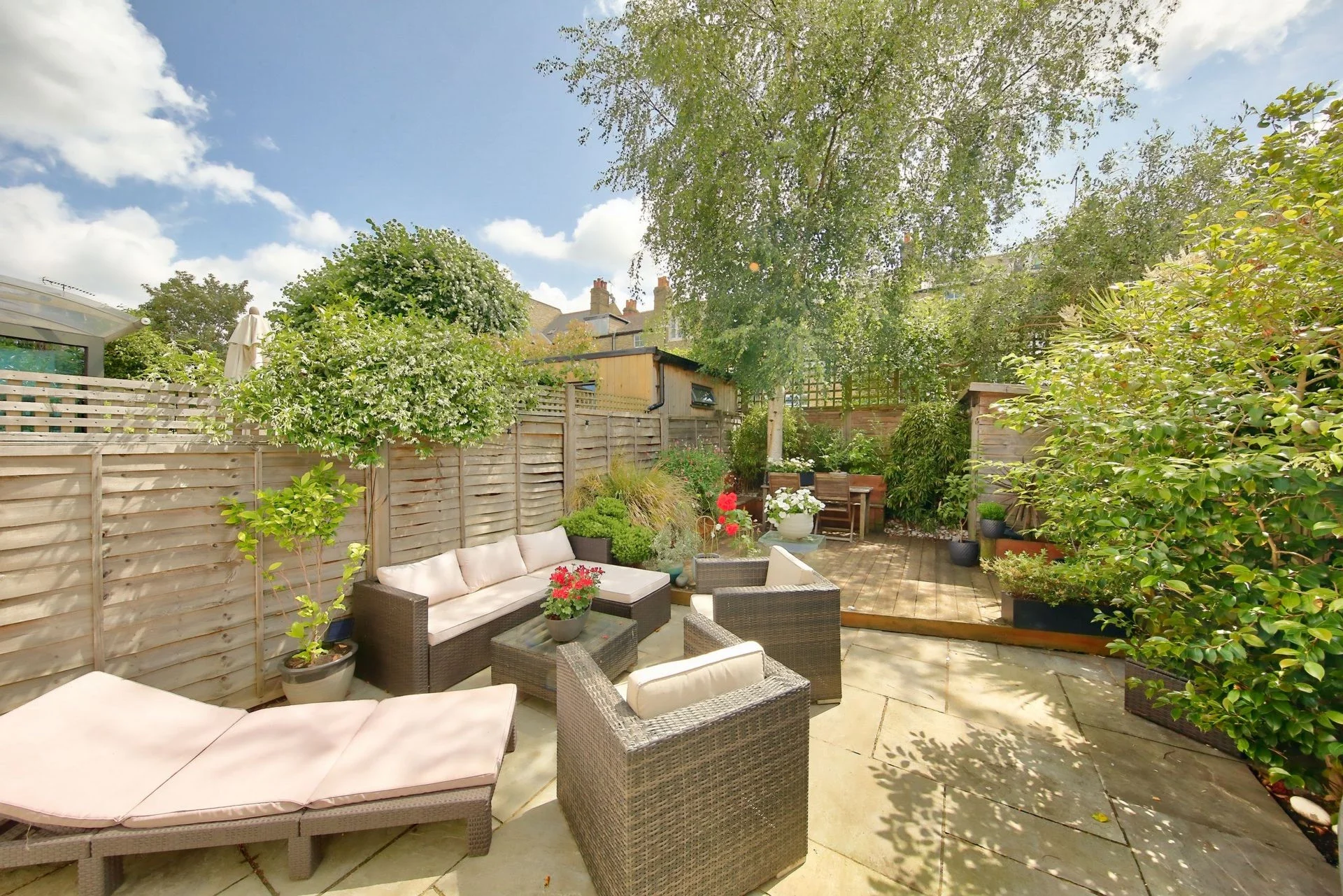 Flat Jeypore Road in Greater London