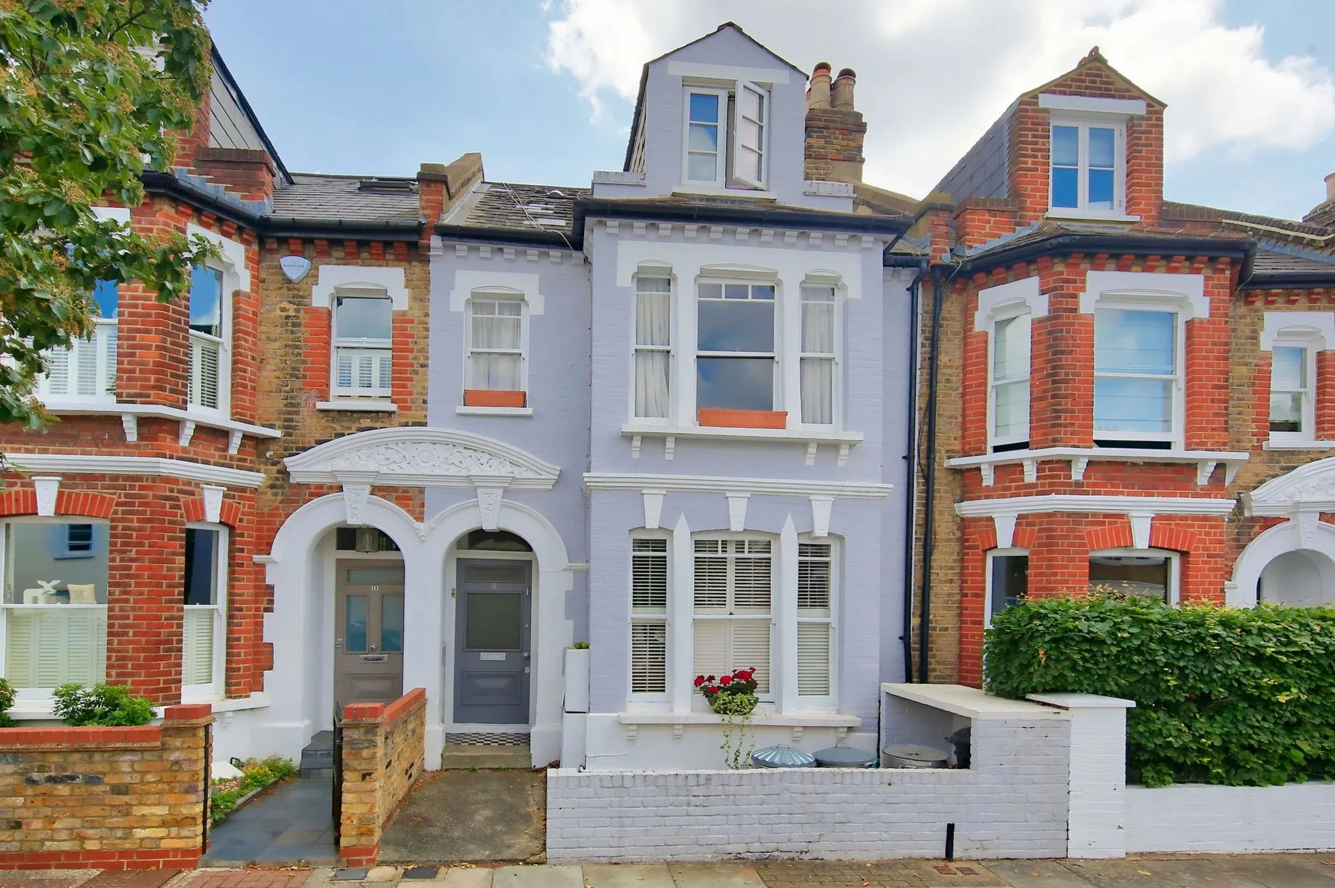 Flat Jeypore Road in Greater London
