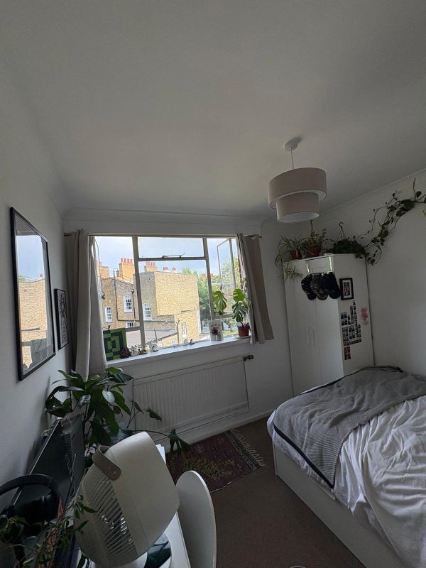 Room Percy Circus in Greater London
