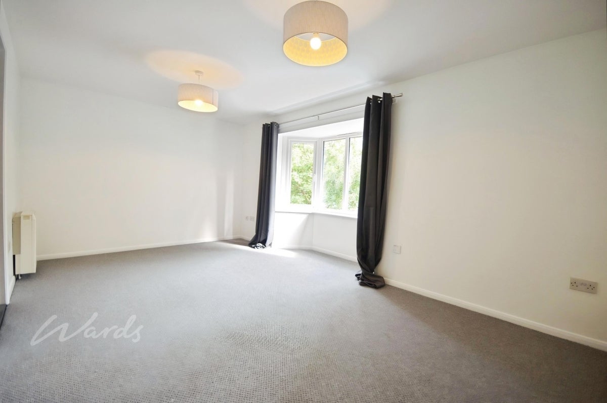 Flat Spillett Close in Borough of Swale