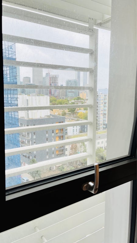 Room Radial Avenue in Greater London
