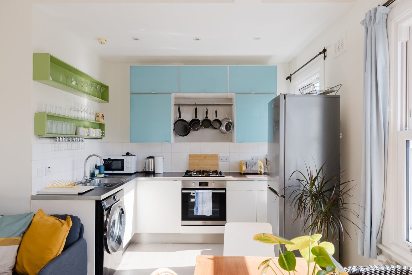 Flat Croxley Road in City of Westminster