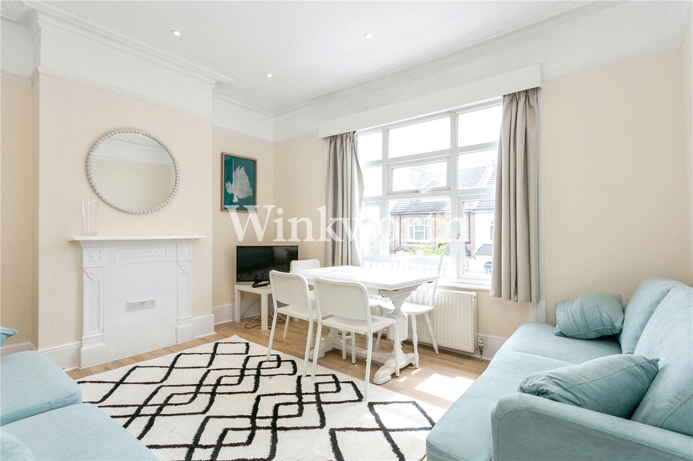 Flat Cavendish Road in Greater London