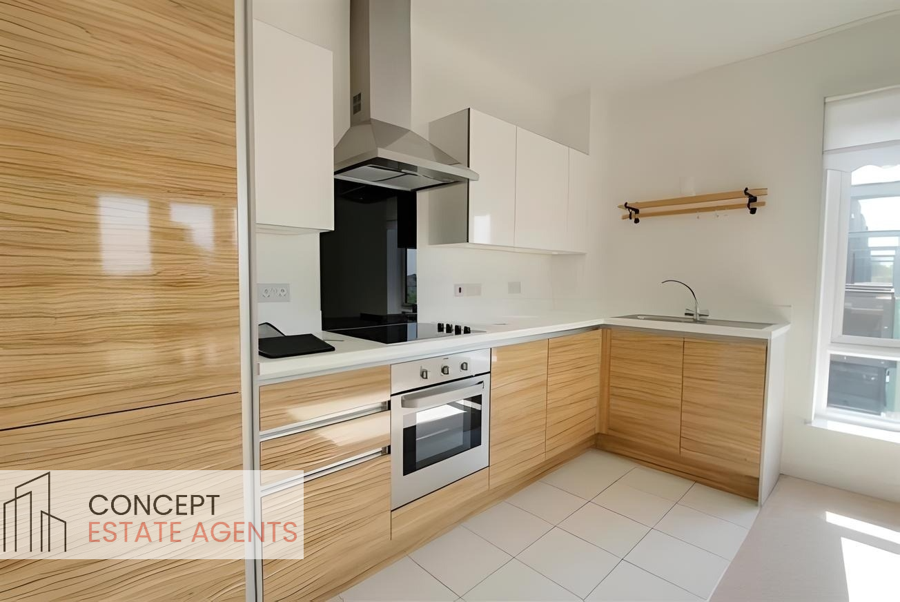 Flat Aventine Avenue in Greater London