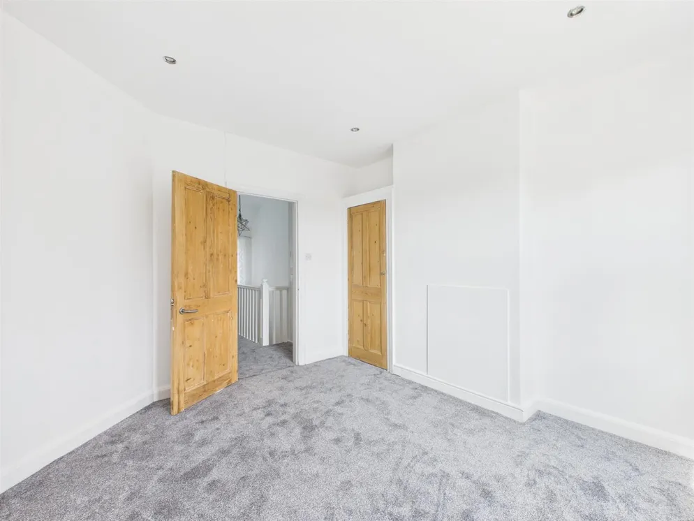 Flat Nithsdale Avenue in Harborough